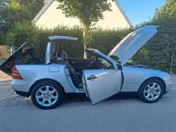 Silber Gebraucht 1997 Mercedes SLK230 Cabrio | 4.999 € (Etwas zu teuer)