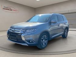 Grau Gebraucht 2018 Mitsubishi Outlander Edition+ SUV | 17.800 € (Fairer Preis)