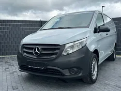 Grau Gebraucht 2019 Mercedes Vito Van / Kleinbus | 21.990 € (Superpreis)