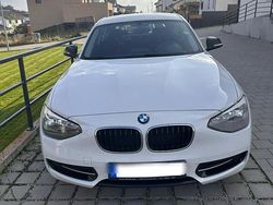Weiß Gebraucht 2013 BMW 118 Coupé Sport Line Coupé | 6.600 €