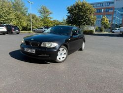 Schwarz Gebraucht 2011 BMW 120 Lifestyle Kleinwagen | 7.000 € (Fairer Preis)