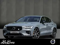Grau Gebraucht 2024 Volvo S60 Limousine | 51.460 €
