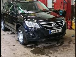 Schwarz Gebraucht 2011 VW Tiguan Trendline SUV | 5.000 € (Guter Preis)