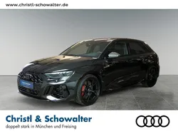 Mythosschwarz metallic Gebraucht 2022 Audi RS3 Sportback Sport Kleinwagen | 54.448 € (Guter Preis)