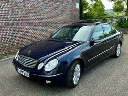 Blau Gebraucht 2004 Mercedes E500 Elegance Limousine | 9.950 € (Guter Preis)