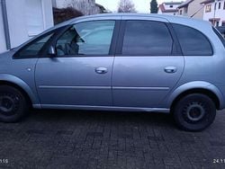 Grau Gebraucht 2009 Opel Meriva Edition Van / Kleinbus | 1.900 € (Guter Preis)