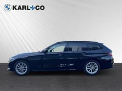 Schwarz Gebraucht 2022 BMW 320 Shadowline Kombi | 26.498 € (Guter Preis)