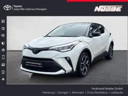 Novaweiß perleffekt Gebraucht 2021 Toyota C-HR Team SUV | 22.900 € (Fairer Preis)