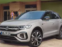 Ascotgrau / schwarz Neu 2025 VW T-Roc R-line SUV | 38.030 €