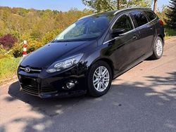 Schwarz Gebraucht 2012 Ford Focus Titanium Kombi | 3.000 € (Fairer Preis)