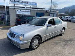 Grau Gebraucht 2001 Mercedes E280 Elegance Limousine | 3.690 € (Superpreis)