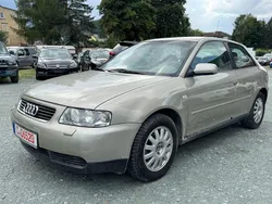 Gelb Gebraucht 2002 Audi A3 Ambiente Limousine | 999 € (Superpreis)