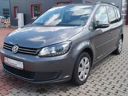 Grau Gebraucht 2011 VW Touran Comfortline Van / Kleinbus | 8.490 € (Fairer Preis)