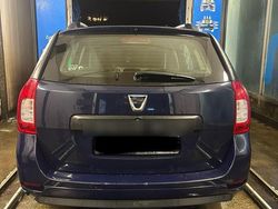 Blau Gebraucht 2016 Dacia Logan MCV Kombi | 5.800 € (Etwas zu teuer)