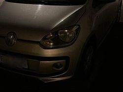 Silber Gebraucht 2012 VW up! Kleinwagen | 2.300 €