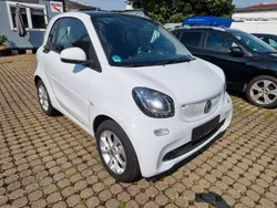 Tridionsicherheitszelle weiss Gebraucht 2018 Smart ForTwo Coupé Basis Coupé | 7.950 € (Guter Preis)