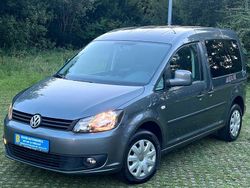 Grau Gebraucht 2012 VW Caddy Edition Van / Kleinbus | 4.990 € (Guter Preis)