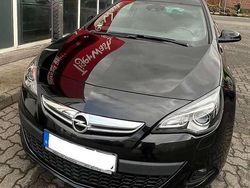 Schwarz Gebraucht 2017 Opel Astra GTC Active Limousine | 7.500 € (Fairer Preis)