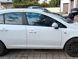 Weiß Gebraucht 2014 Opel Corsa Kleinwagen | 4.900 € (Fairer Preis)