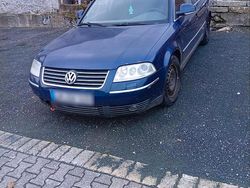 Blau Gebraucht 2004 VW Passat Kombi | 1.500 € (Guter Preis)
