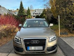 Gold Gebraucht 2009 Audi Q5 Exclusive SUV | 11.300 € (Fairer Preis)