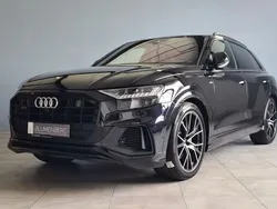Orcaschwarz metallic Gebraucht 2018 Audi Q8 S-Line SUV | 72.980 €