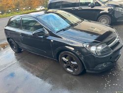 Schwarz Gebraucht 2007 Opel Astra GTC Kleinwagen | 950 € (Superpreis)