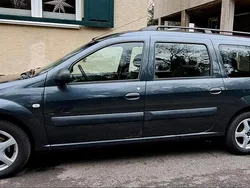 Grau Gebraucht 2007 Dacia Logan Limousine | 1.000 € (Guter Preis)