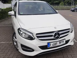 Weiß Gebraucht 2016 Mercedes B220 Urban Van / Kleinbus | 12.000 € (Fairer Preis)