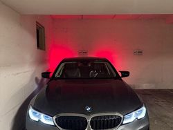 Grau Gebraucht 2021 BMW 330 Limousine | 28.900 € (Guter Preis)