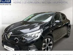 Black pearlschwarz (schwarz) Gebraucht 2023 Renault Clio V Evolution Limousine | 17.666 € (Fairer Preis)