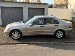 Braun Gebraucht 2007 Mercedes C180 Limousine | 5.400 € (Guter Preis)