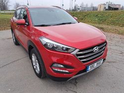 Rot Gebraucht 2016 Hyundai Tucson SUV | 10.200 € (Superpreis)