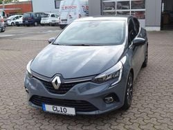 Grau Gebraucht 2021 Renault Clio V Business Kleinwagen | 11.290 € (Fairer Preis)