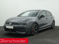 Grau Gebraucht 2024 VW Golf VIII Sound Limousine | 39.950 € (Superpreis)