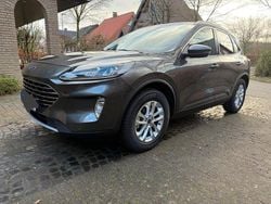 Grau Gebraucht 2021 Ford Kuga Titanium SUV | 21.500 € (Guter Preis)