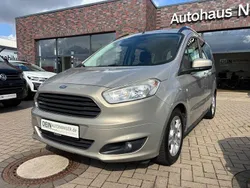 Silber Gebraucht 2014 Ford Tourneo Courier Van / Kleinbus | 8.980 € (Teuer)