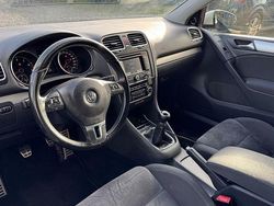 Weiß Gebraucht 2009 VW Golf VI Highline Limousine | 3.750 € (Fairer Preis)