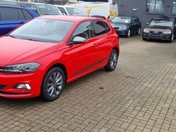 Rot Gebraucht 2021 VW Polo Beats Limousine | 17.990 € (Fairer Preis)