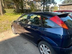 Blau Gebraucht 2000 Ford Focus Limousine | 1.000 € (Superpreis)