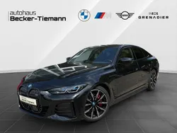 Saphirschwarz Gebraucht 2022 BMW i4 Efficient Dynamics Limousine | 46.307 € (Fairer Preis)