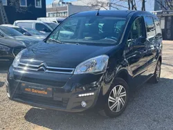 Schwarz Gebraucht 2016 Citroën Berlingo Van / Kleinbus | 9.990 € (Fairer Preis)
