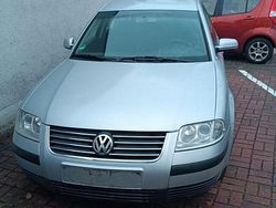 Silber Gebraucht 2001 VW Passat Basis Limousine | 1.500 € (Fairer Preis)