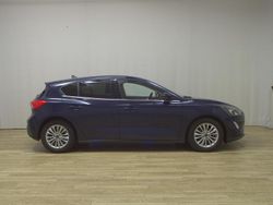 Blau Gebraucht 2020 Ford Focus Titanium Limousine | 12.780 € (Guter Preis)