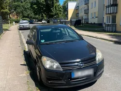 Schwarz Gebraucht 2005 Opel Astra Kombi | 2.400 € (Guter Preis)