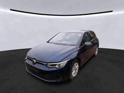 Blau Gebraucht 2021 VW Golf VIII Life Limousine | 17.980 € (Guter Preis)
