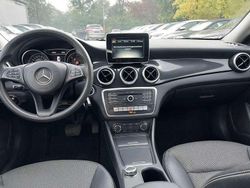 Schwarz Gebraucht 2017 Mercedes CLA200 Shooting Brake Kombi | 17.000 € (Fairer Preis)