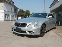 Silber Gebraucht 2006 Mercedes CLS55 AMG AMG Limousine | 10.200 €