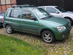 Grün Gebraucht 2000 Mazda Demio Kleinwagen | 750 €