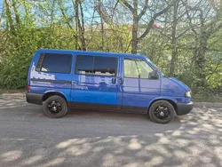 Blau Gebraucht 1999 VW T4 Van | 5.200 € (Fairer Preis)